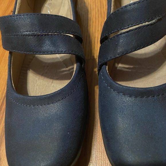 EASY SPIRIT ARANZA 2 MARY JANE FLATS Size 8.5 (155) - Picture 2 of 7